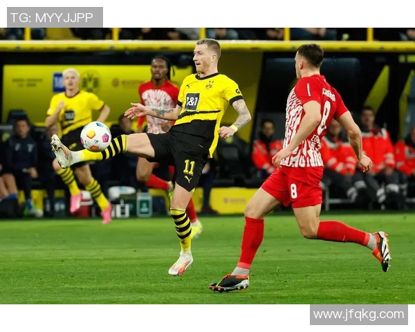 探讨弗赖堡进攻战术的创新与实践对现代足球的影响与启示