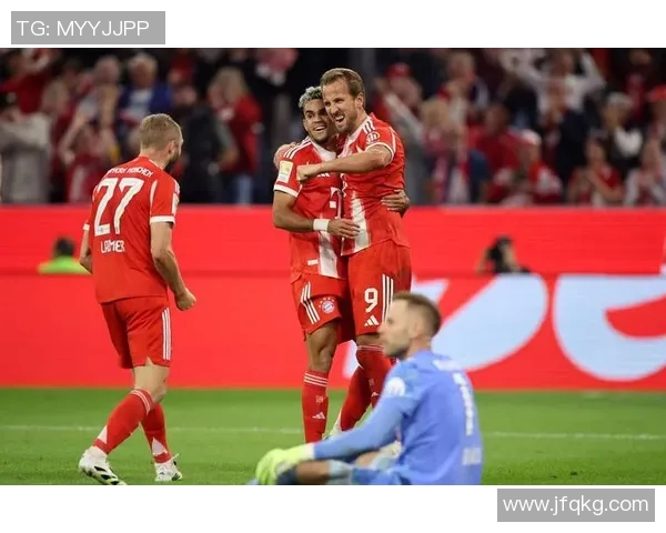 拜仁球星迪亚斯精彩表现助力球队获胜贡献二传一射的完美演出